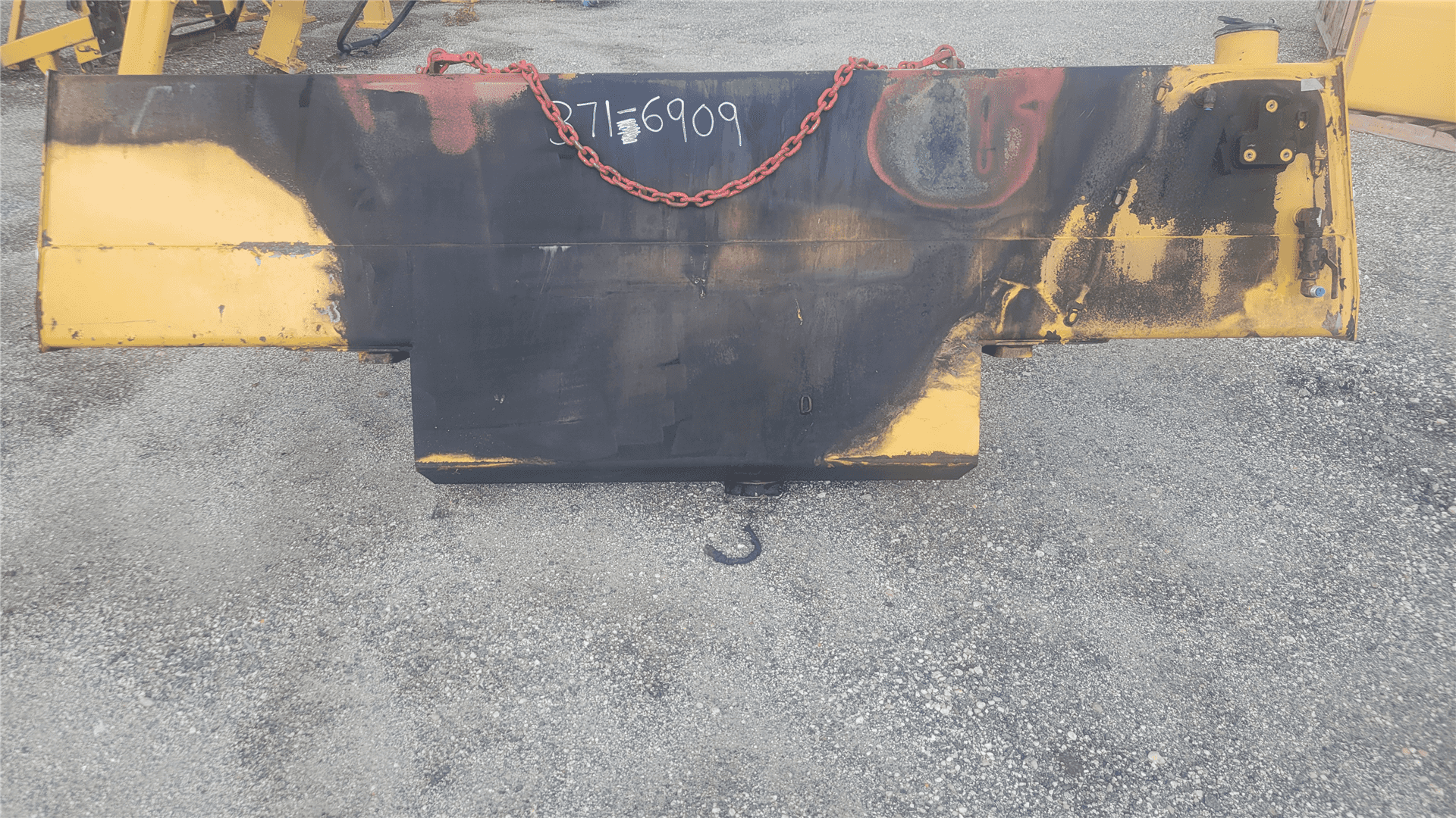USED FUEL TANK indicator image 1