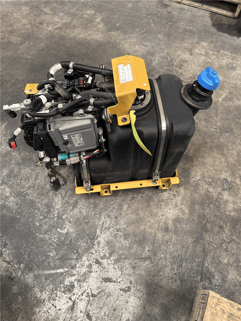 USED DEF TANK image 4