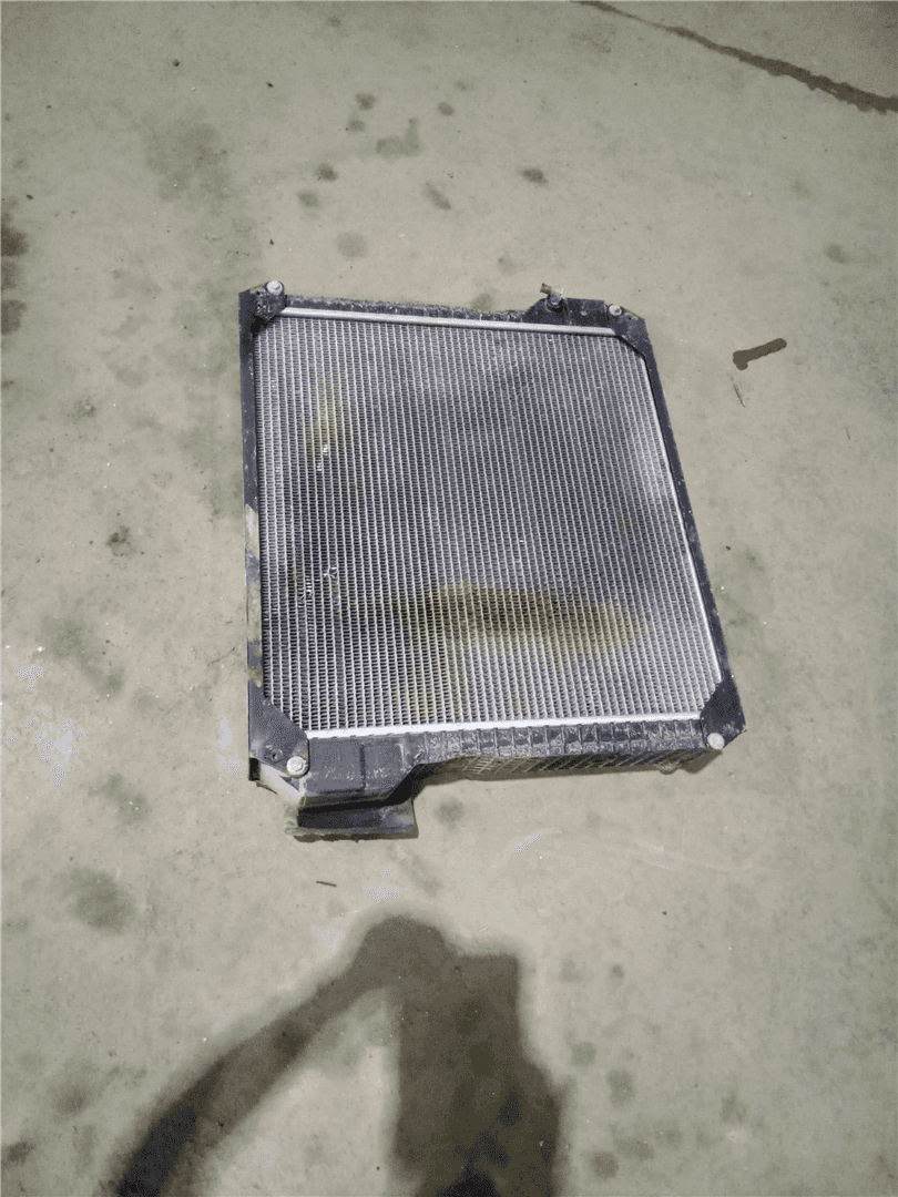 USED RADIATOR GP image 4