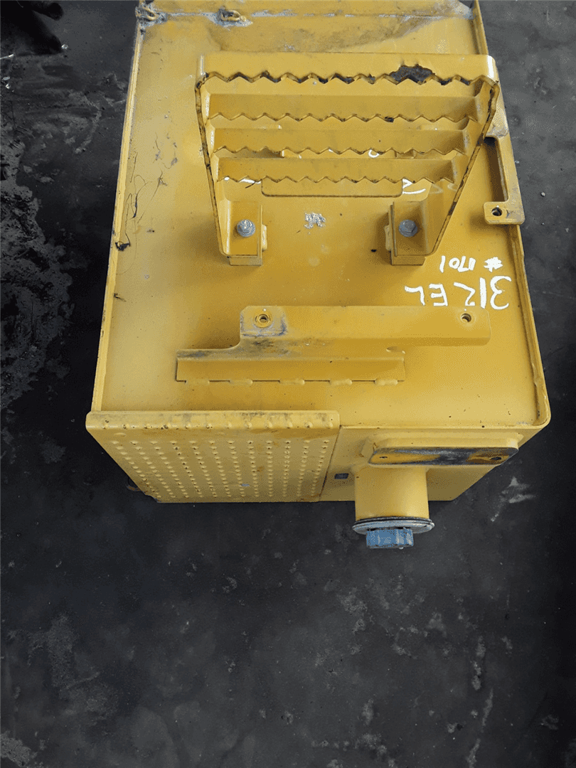 FUEL TANK image 2