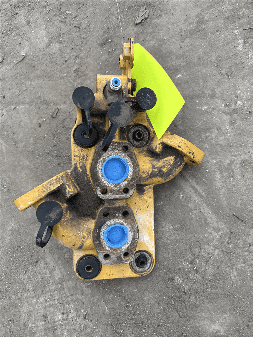 USED MANIFOLD image 2