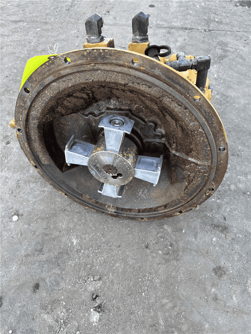 USED HYD PUMP image 2