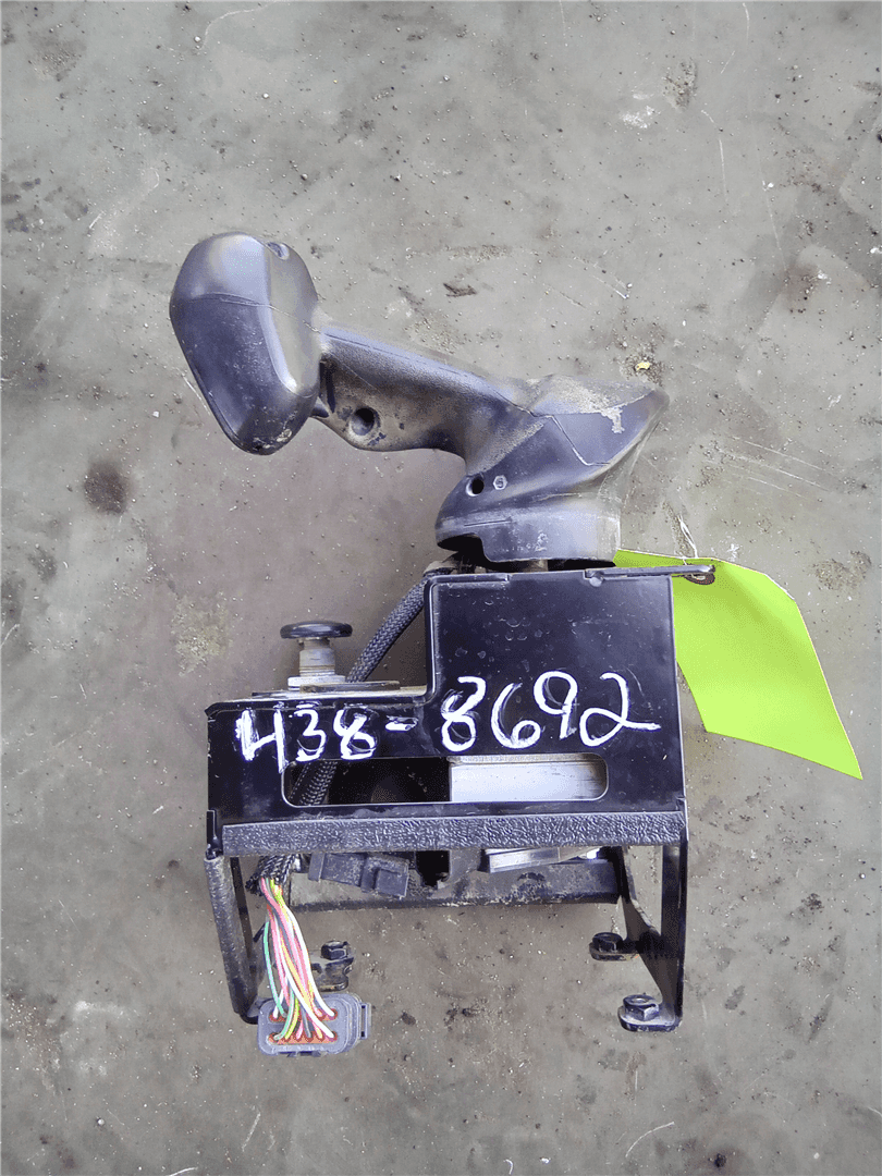 USED JOYSTICK CONT indicator image 1