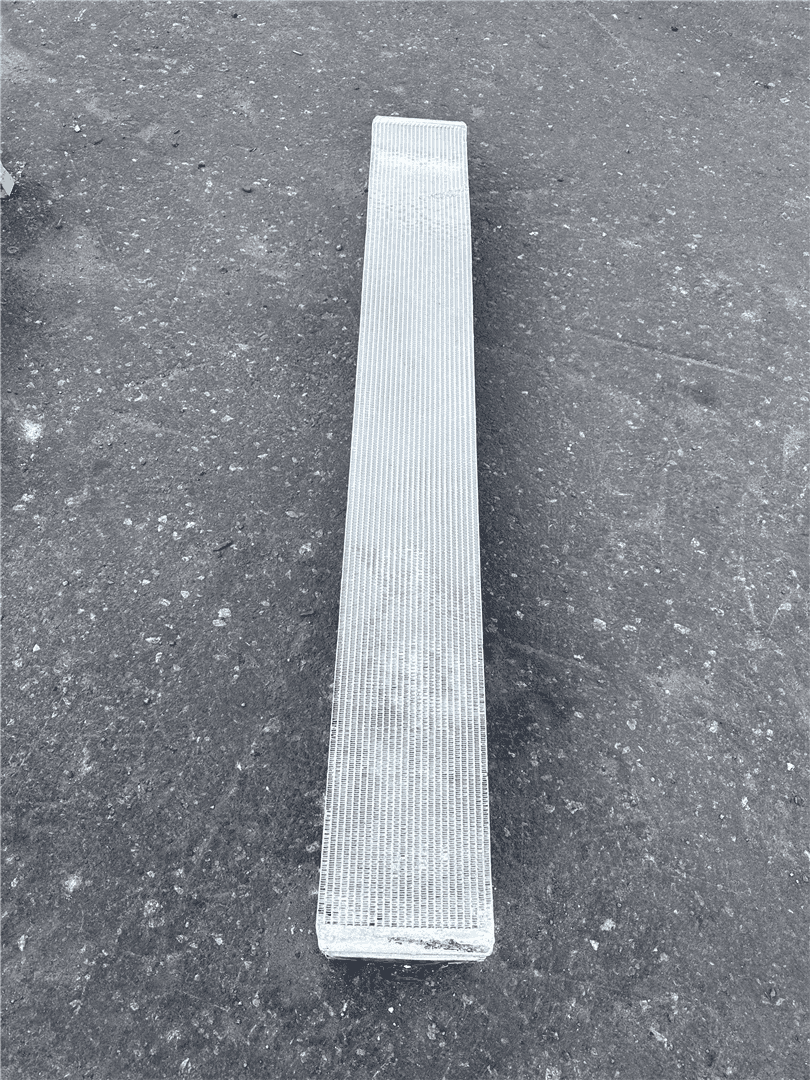 USED RADIATOR CORE indicator image 1