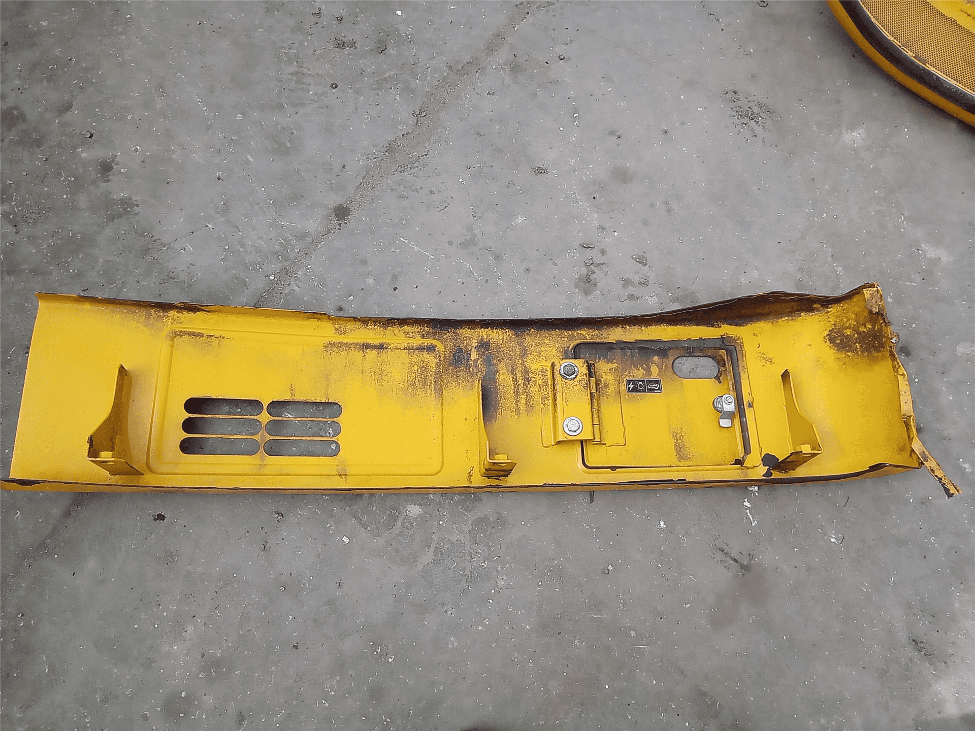 USED FENDER GP image 2