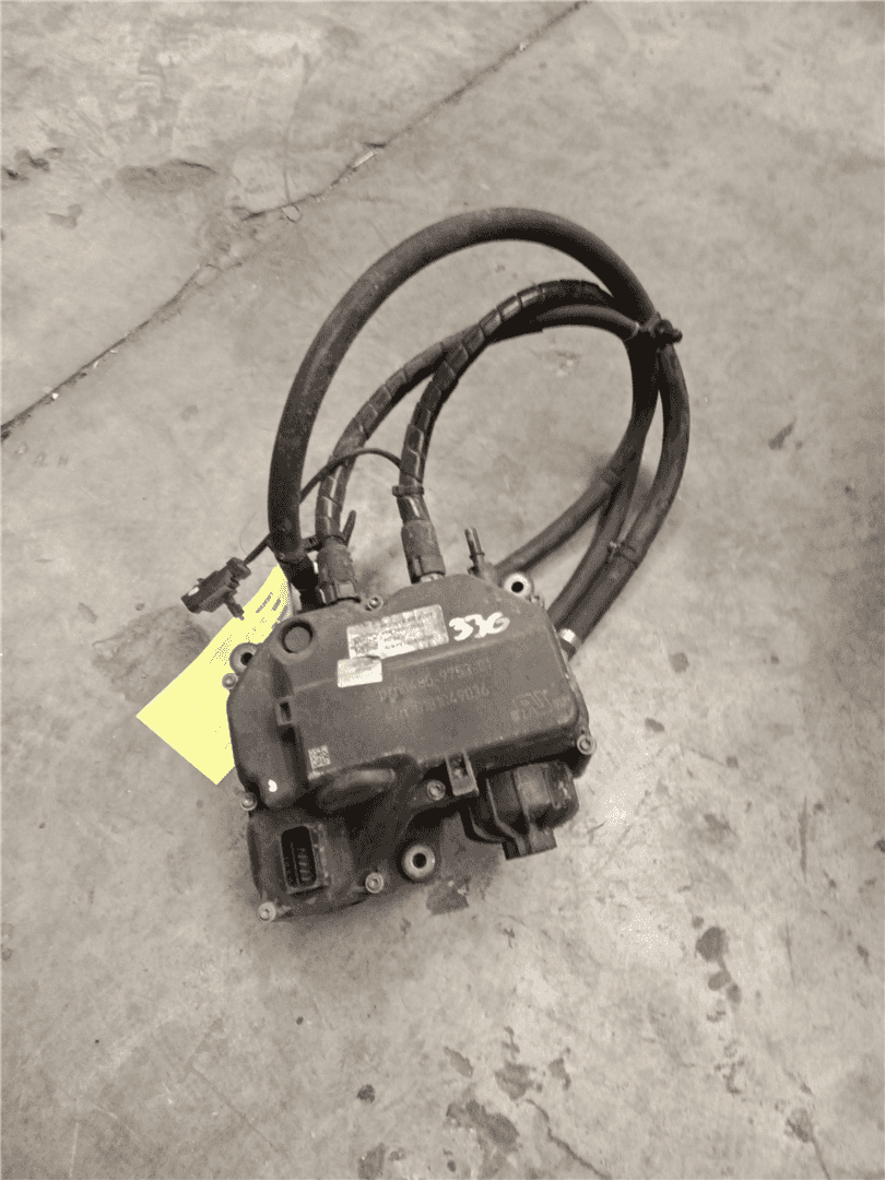 USED DEF PUMP GP image 2