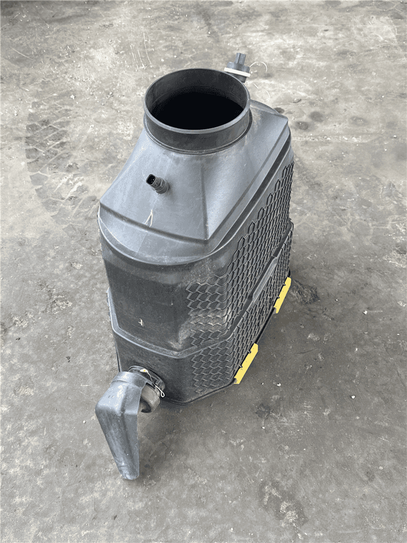 USED AIR CLEANER G image 2