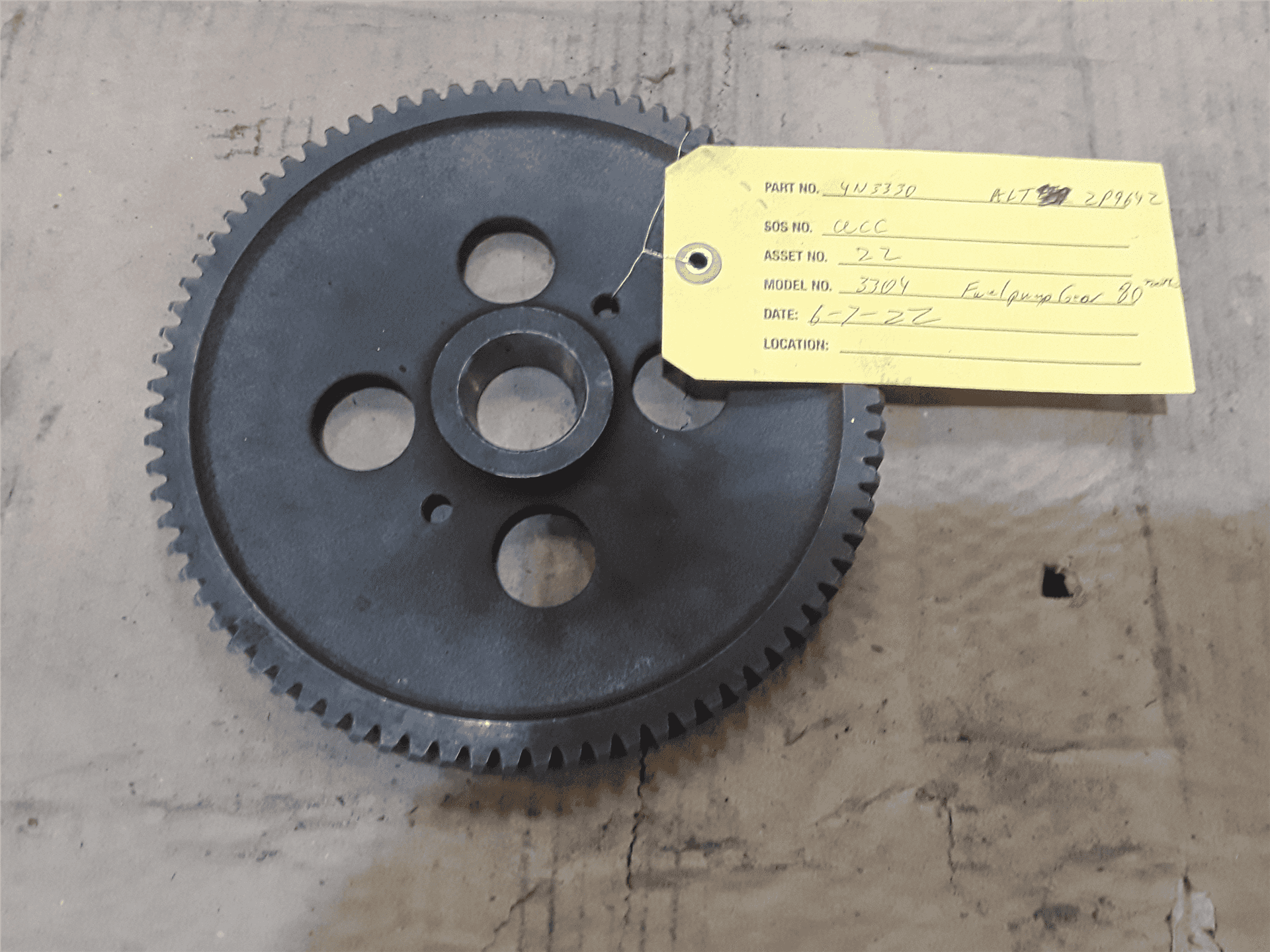 USED FUEL PUMP GEA indicator image 1