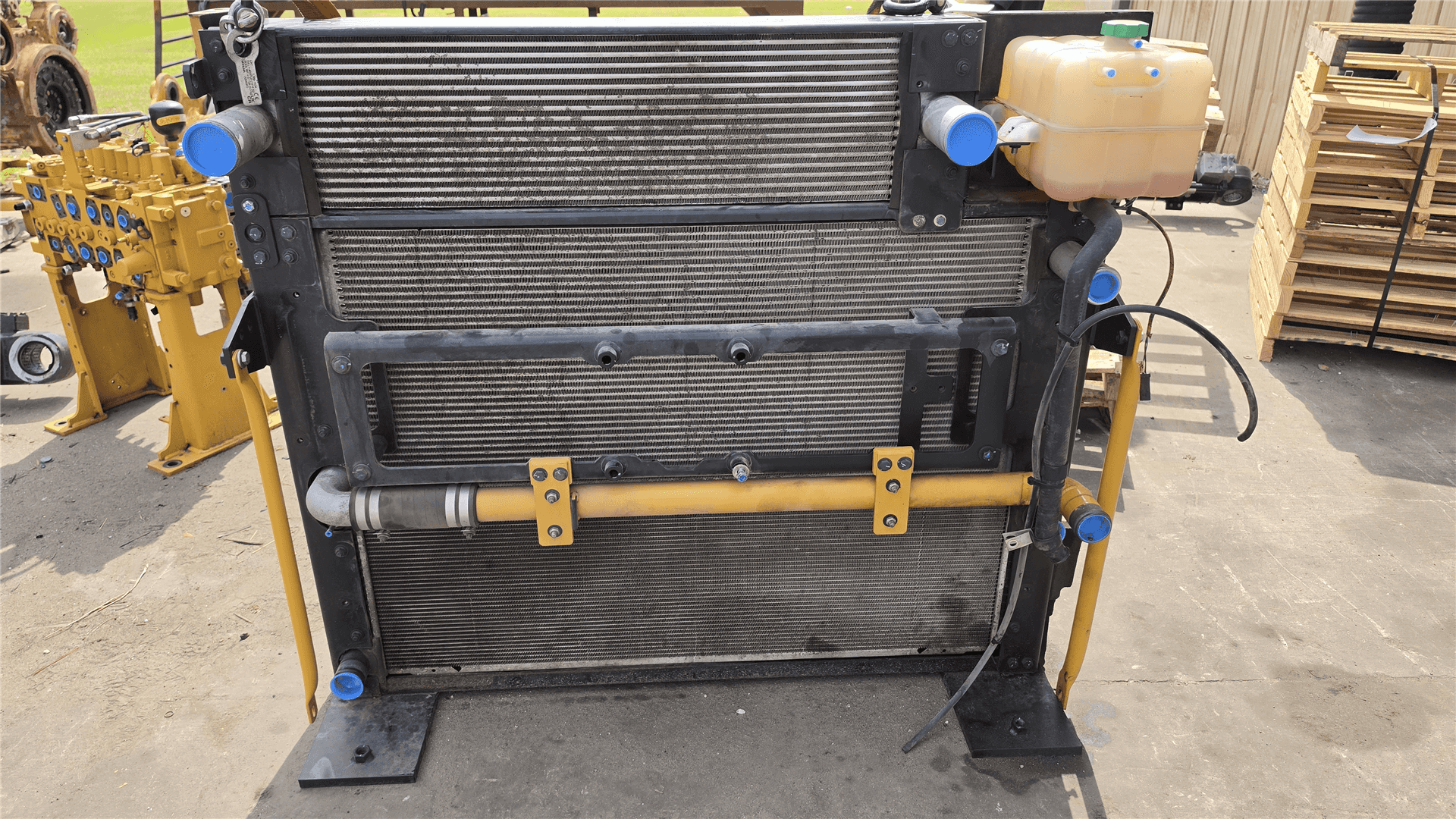 USED RADIATOR image 2