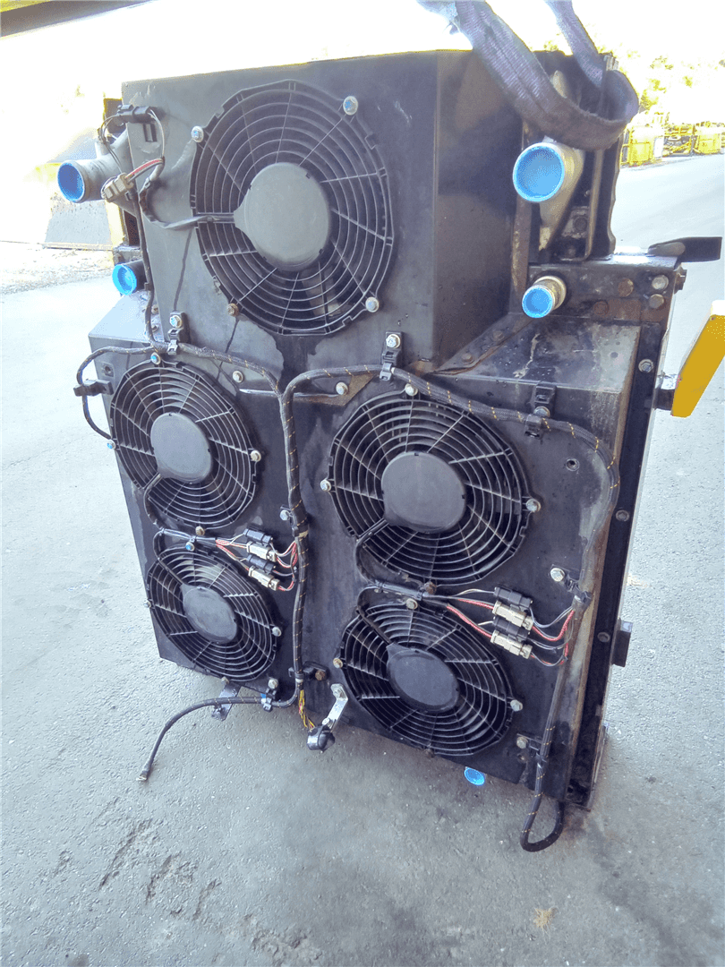 USED RADIATOR image 2