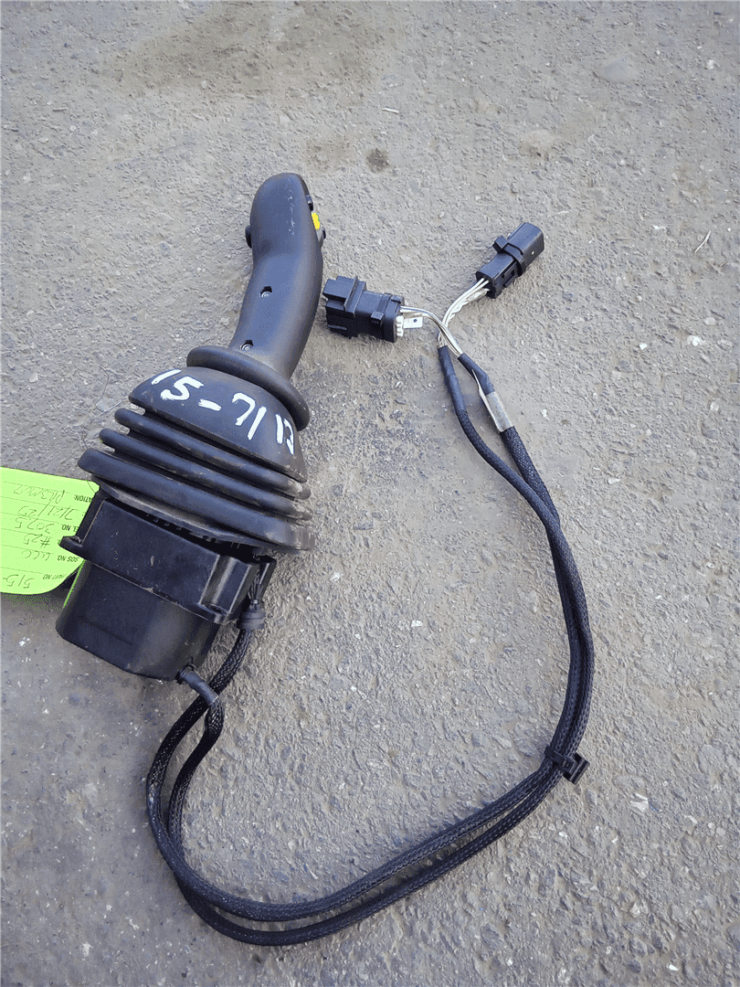 USED LH JOYSTICK indicator image 1