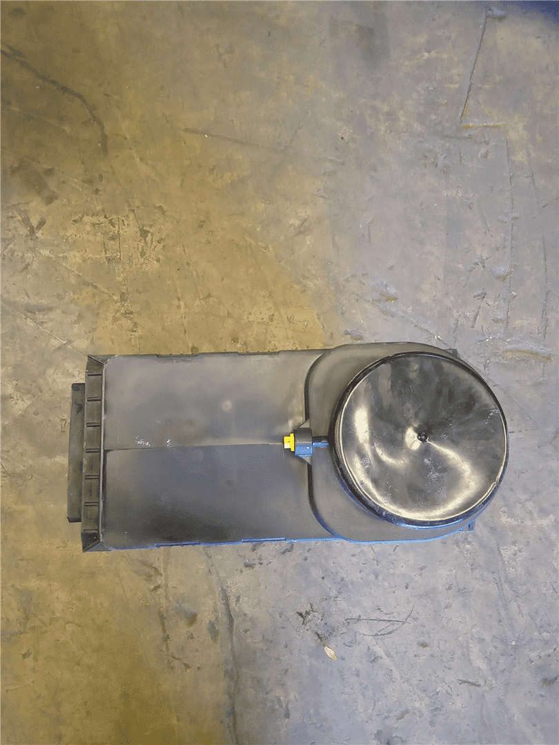 USED AIR CLEANER image 2