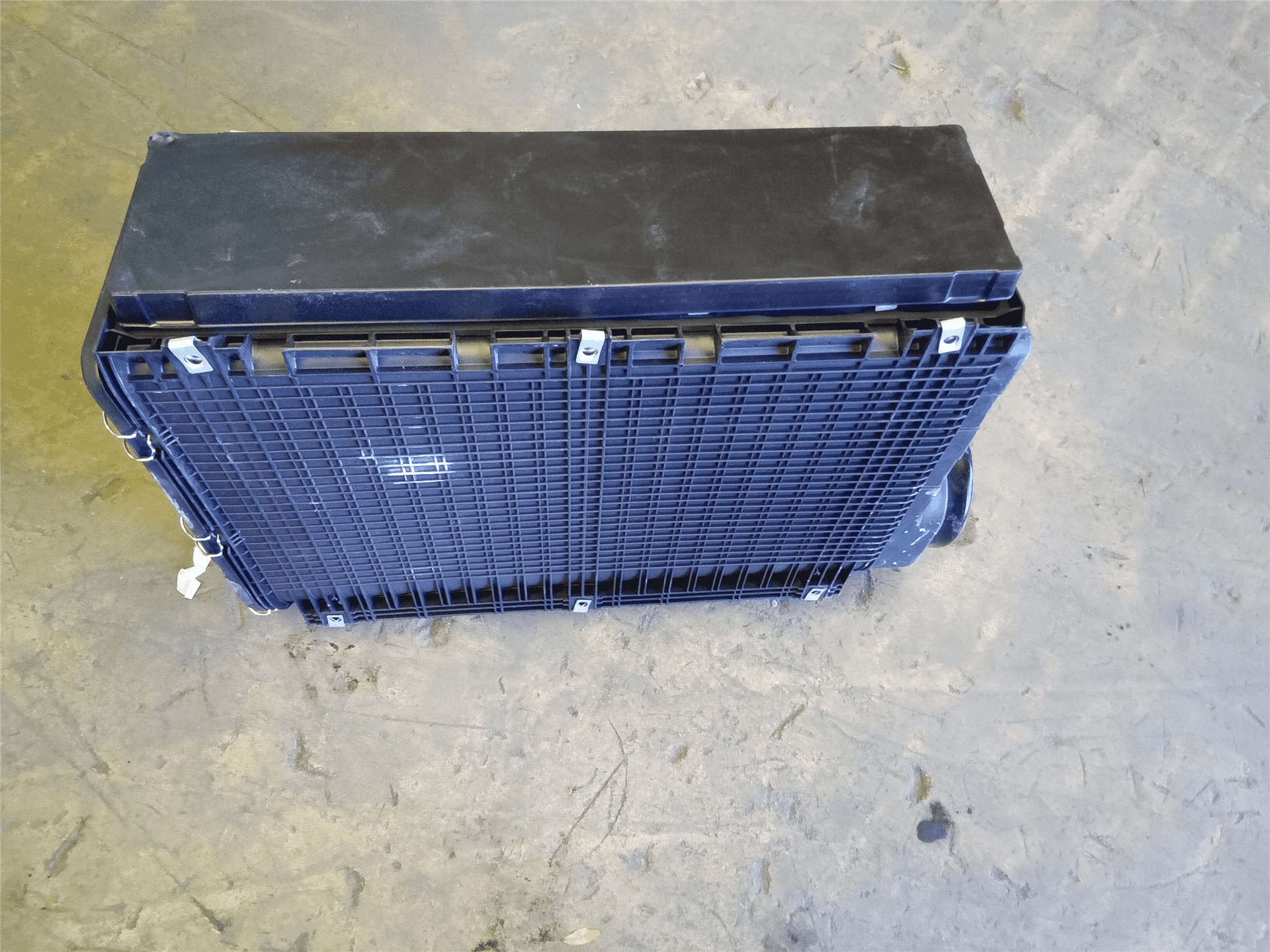 USED AIR CLEANER image 3