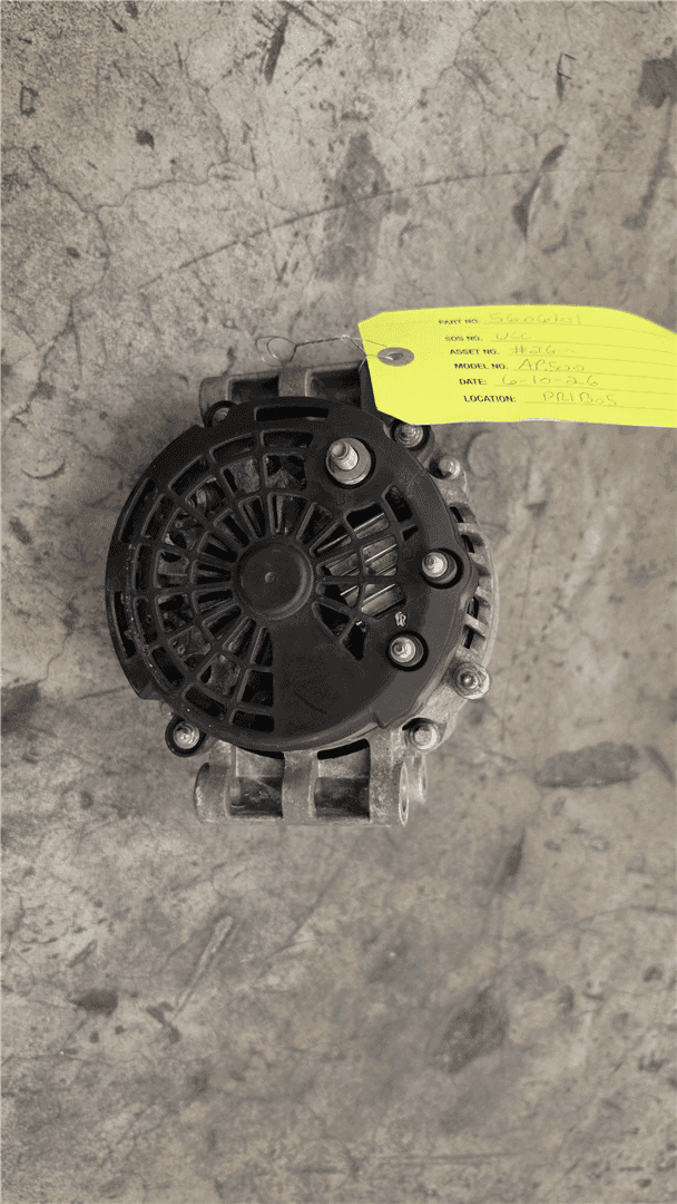 USED ALTERNATOR image 2