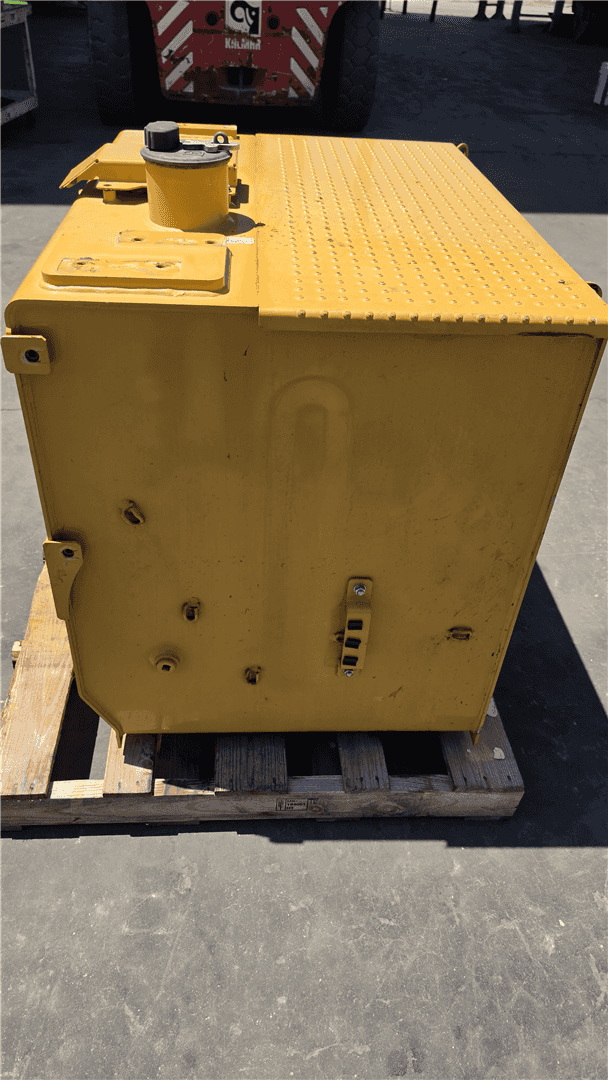 USED FUEL TANK GP image 4
