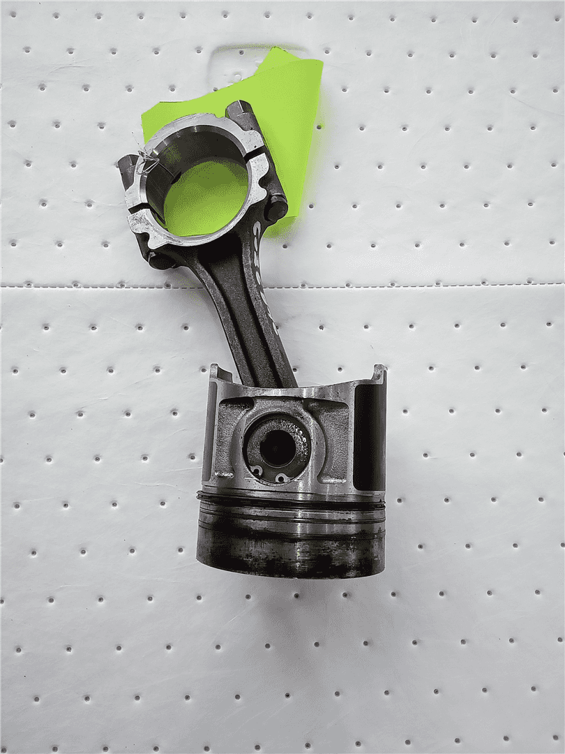 USED PISTON GP indicator image 1