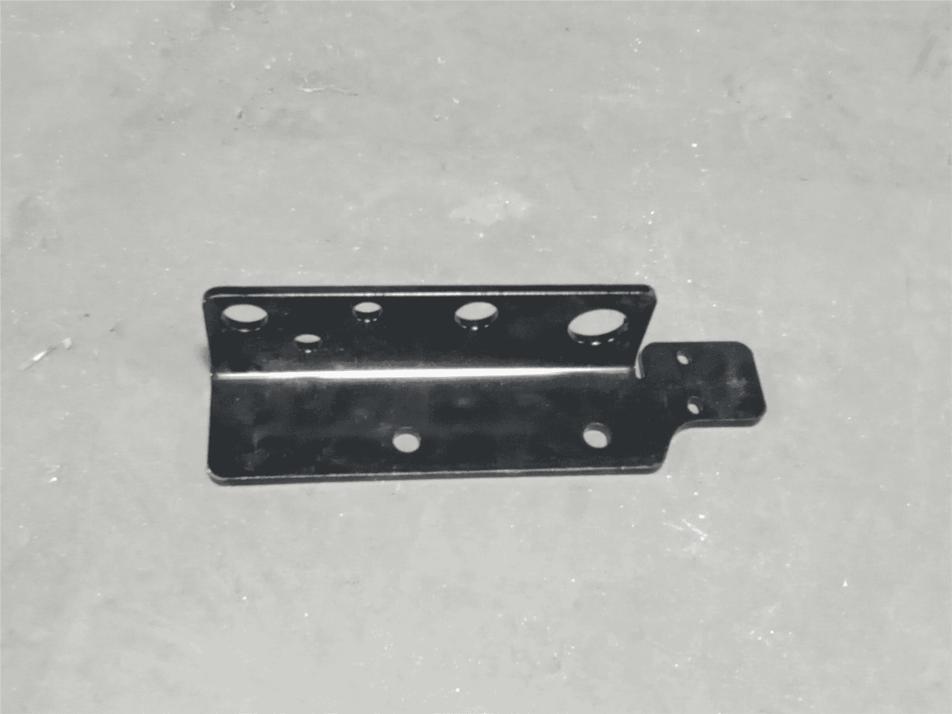 USED BRACKET image 2
