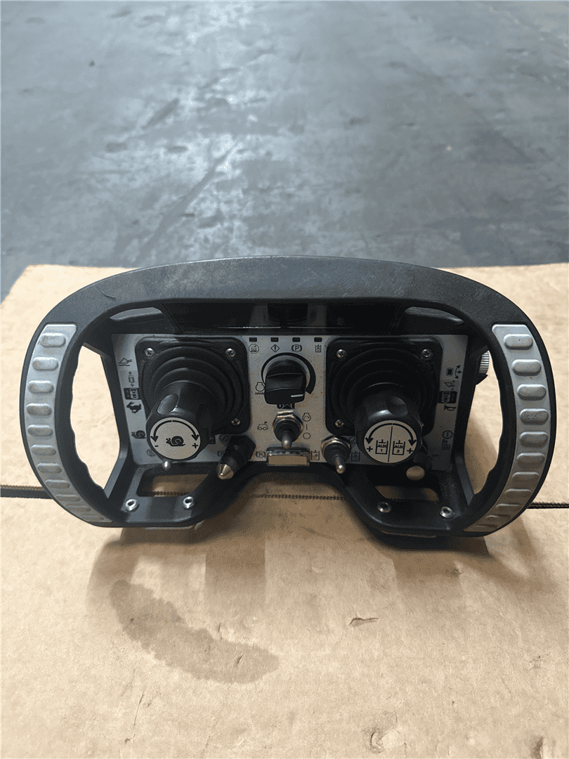 USED CONTROL GROUP indicator image 1