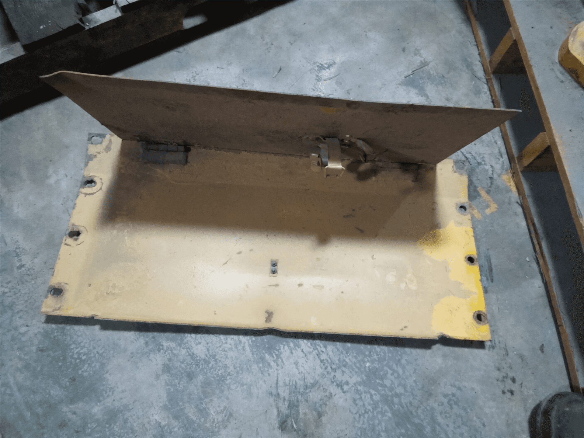 SUPPORT image 2