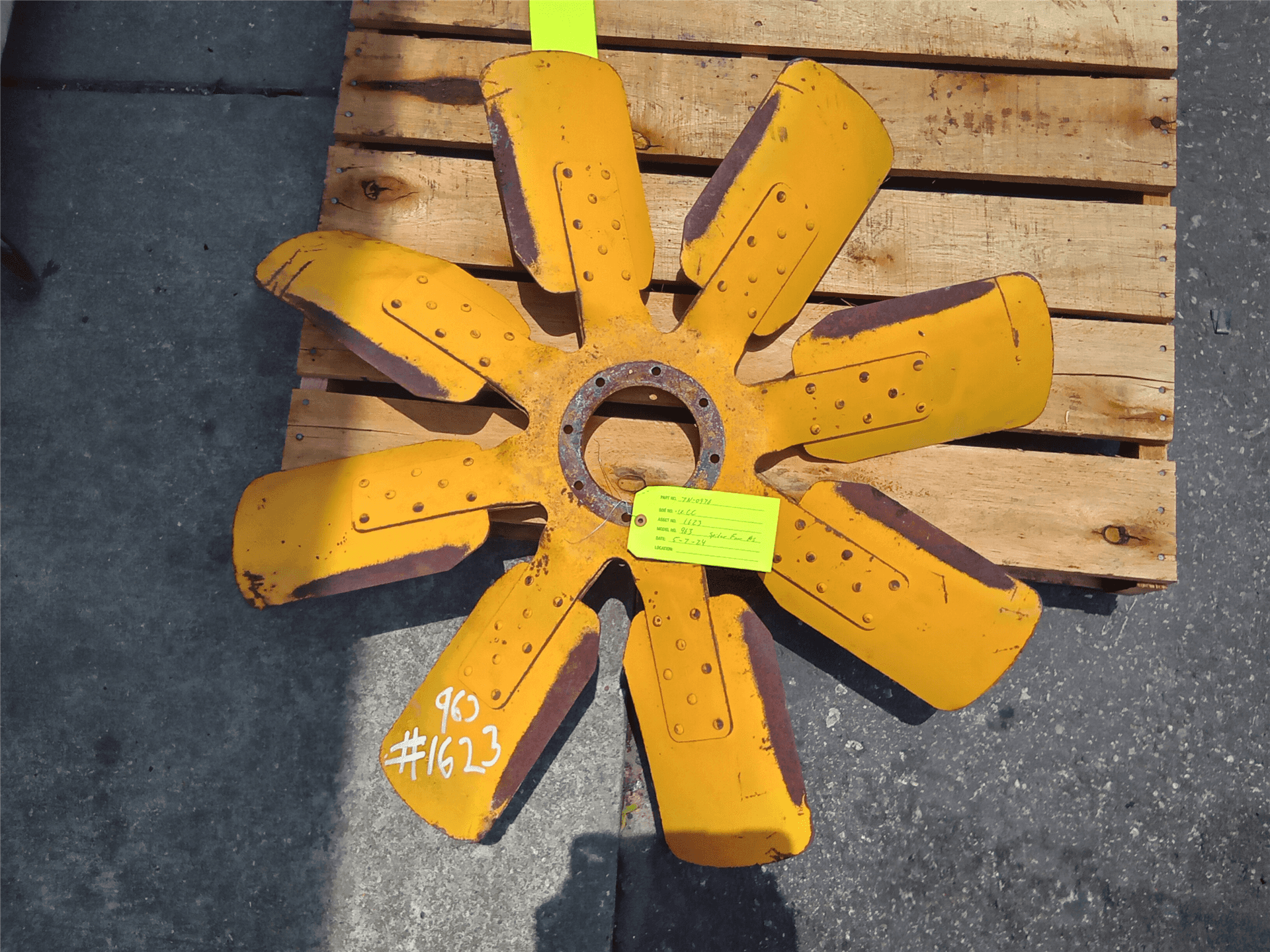 USED FAN image 2