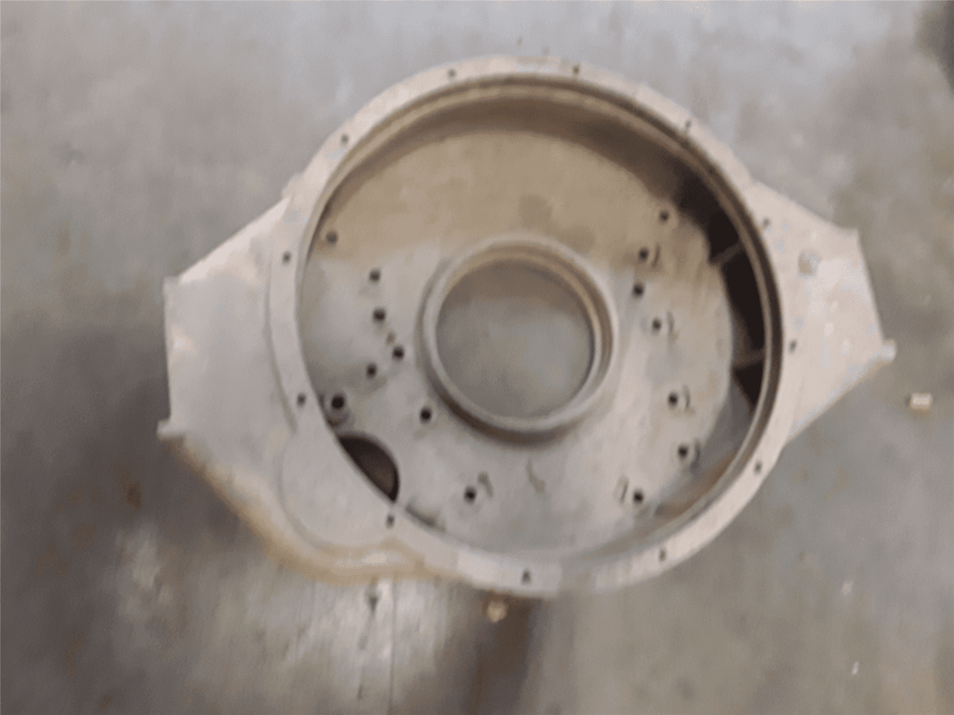 USED FLYWHEEL HOUS indicator image 1