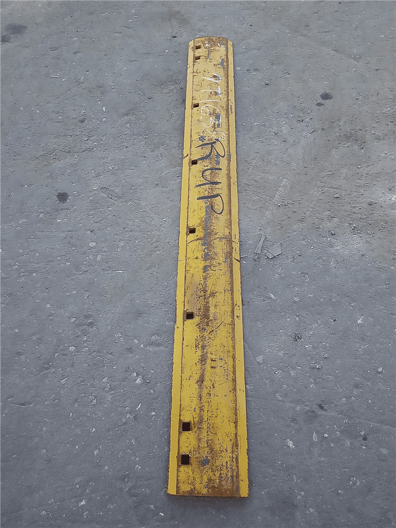 USED CUTTING EDGE indicator image 1