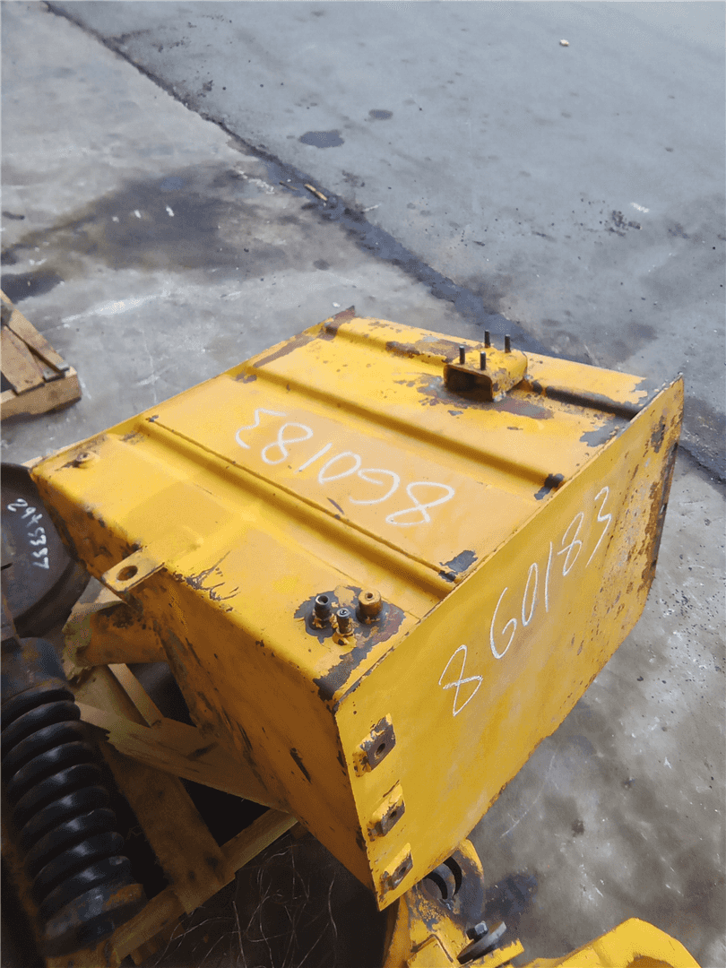 USED FUEL TANK image 2