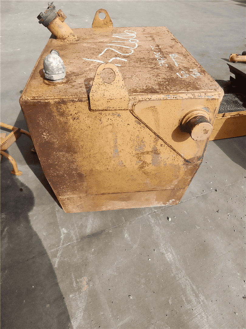 USED FUEL TANK image 3