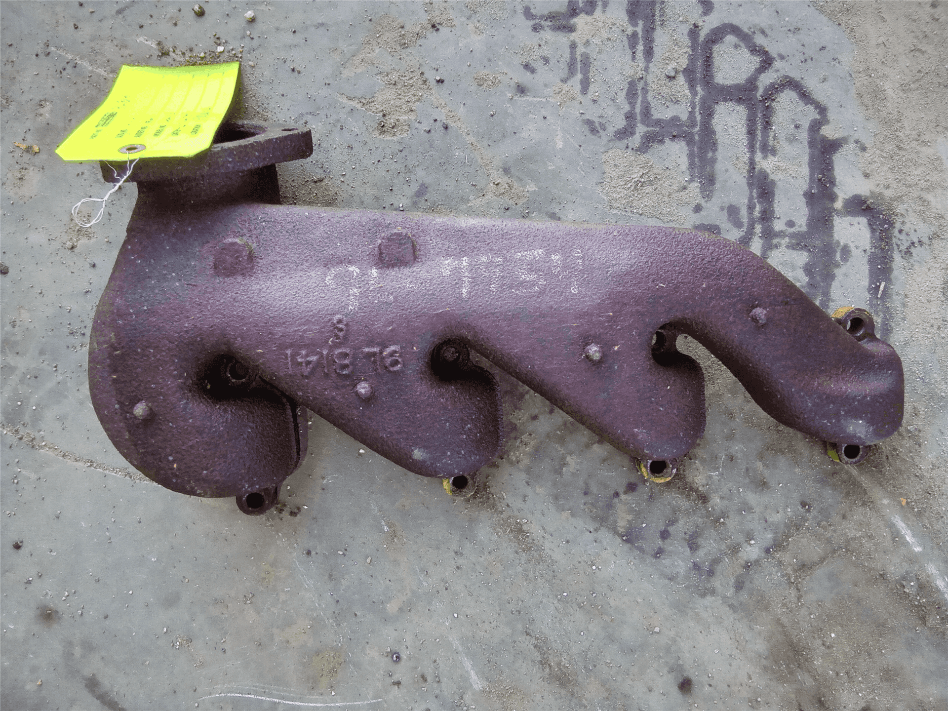 USED RH MANIFOLD indicator image 1