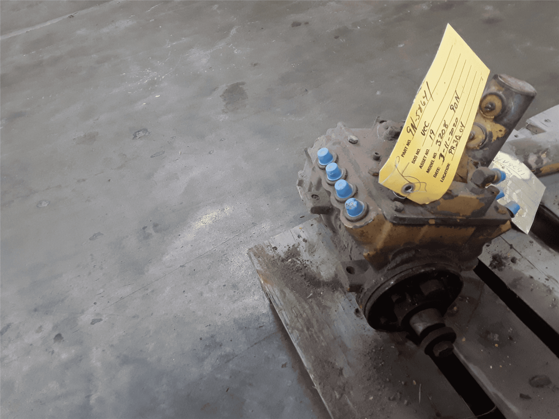 USED PUMP G image 2