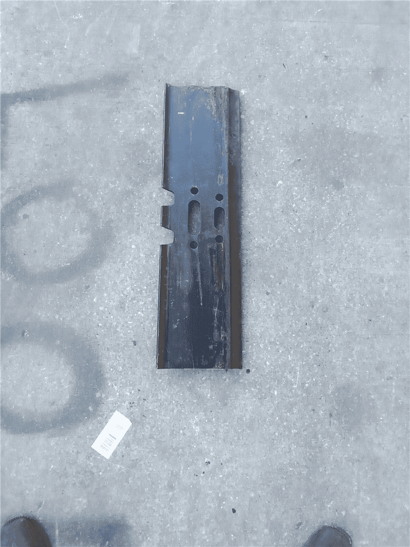 USED SHOE indicator image 1