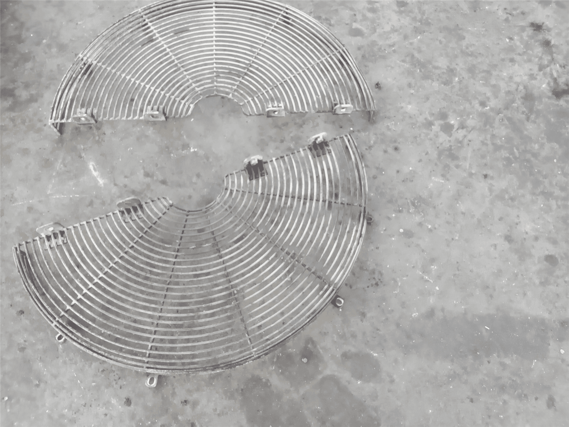 USED FAN GUARD indicator image 1