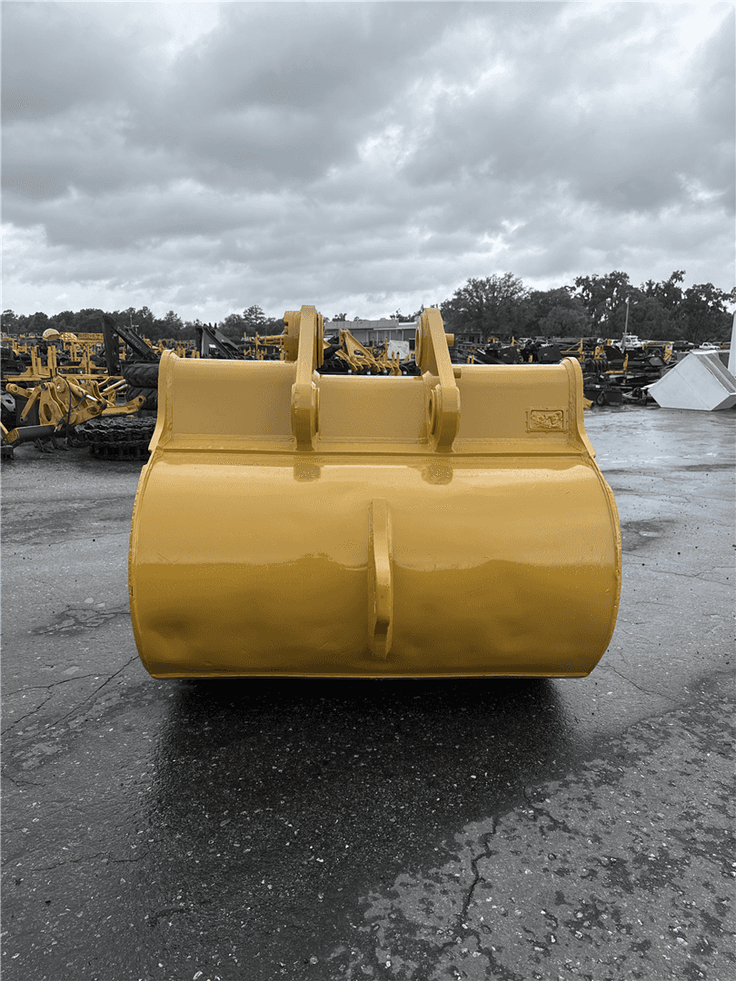 USED 72IN BUCKET image 2