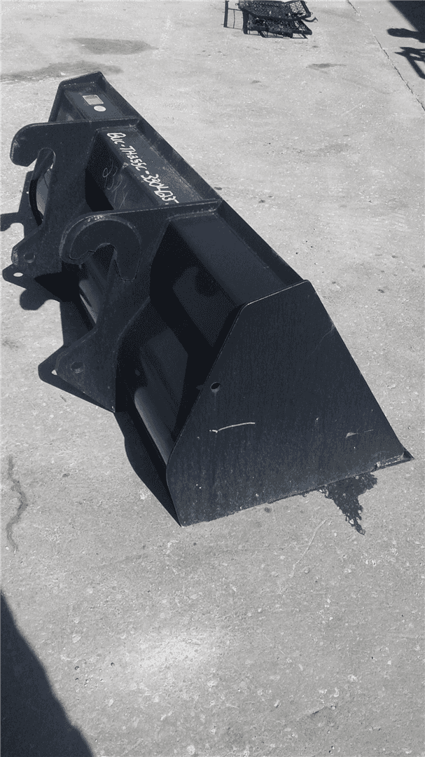 USED 73 INCH BUCKE indicator image 1