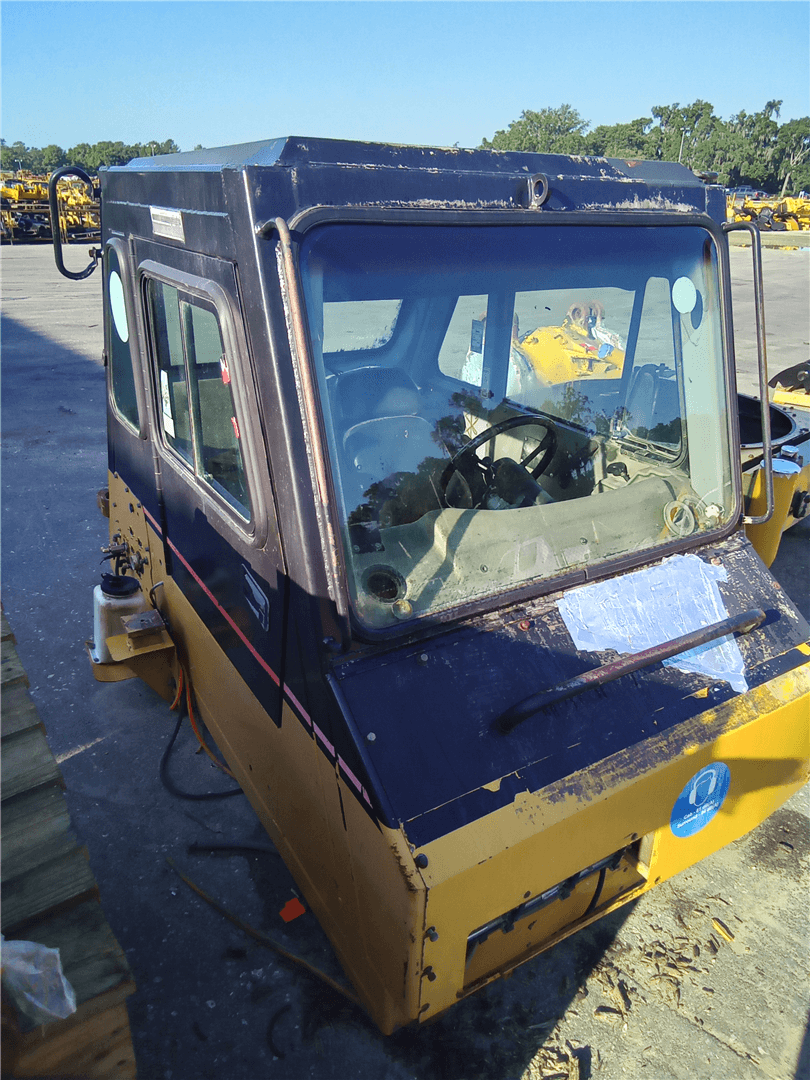 USED CAB AR image 2