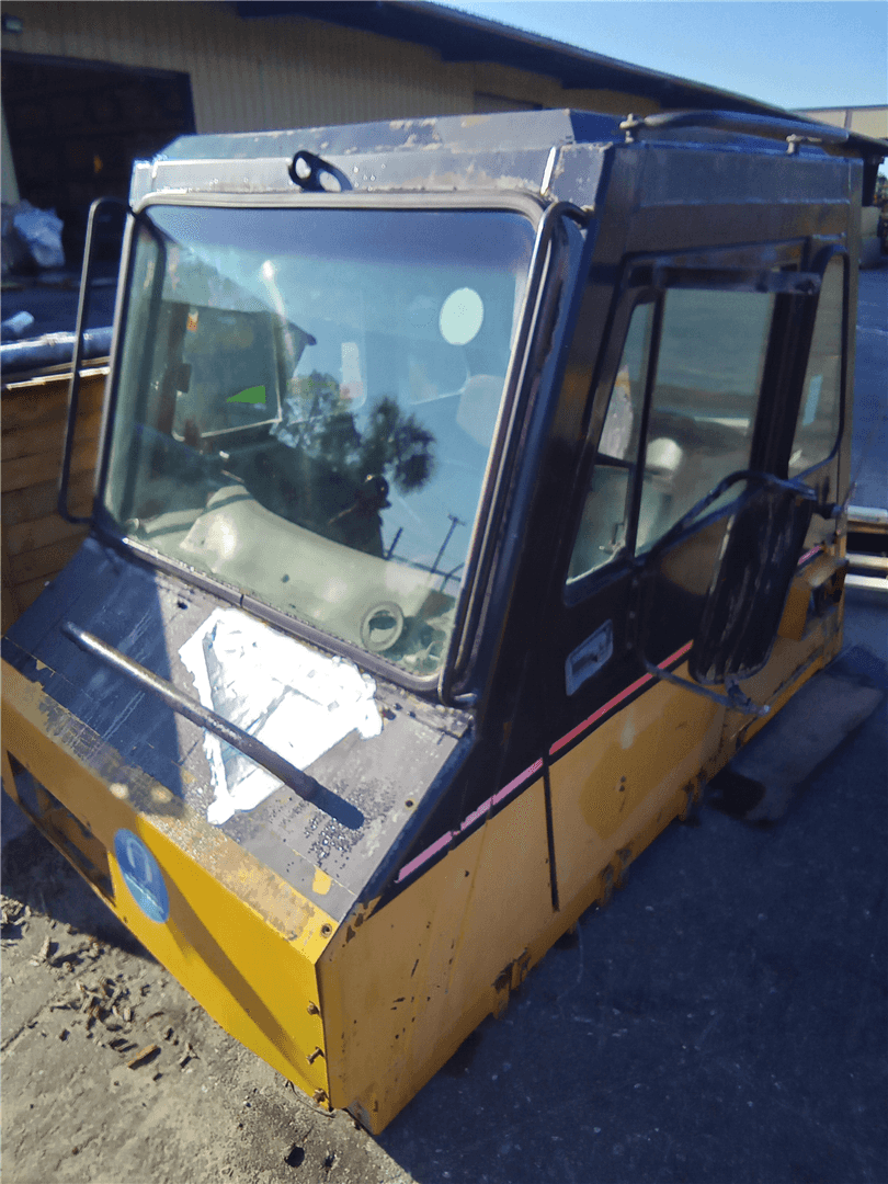 USED CAB AR image 3