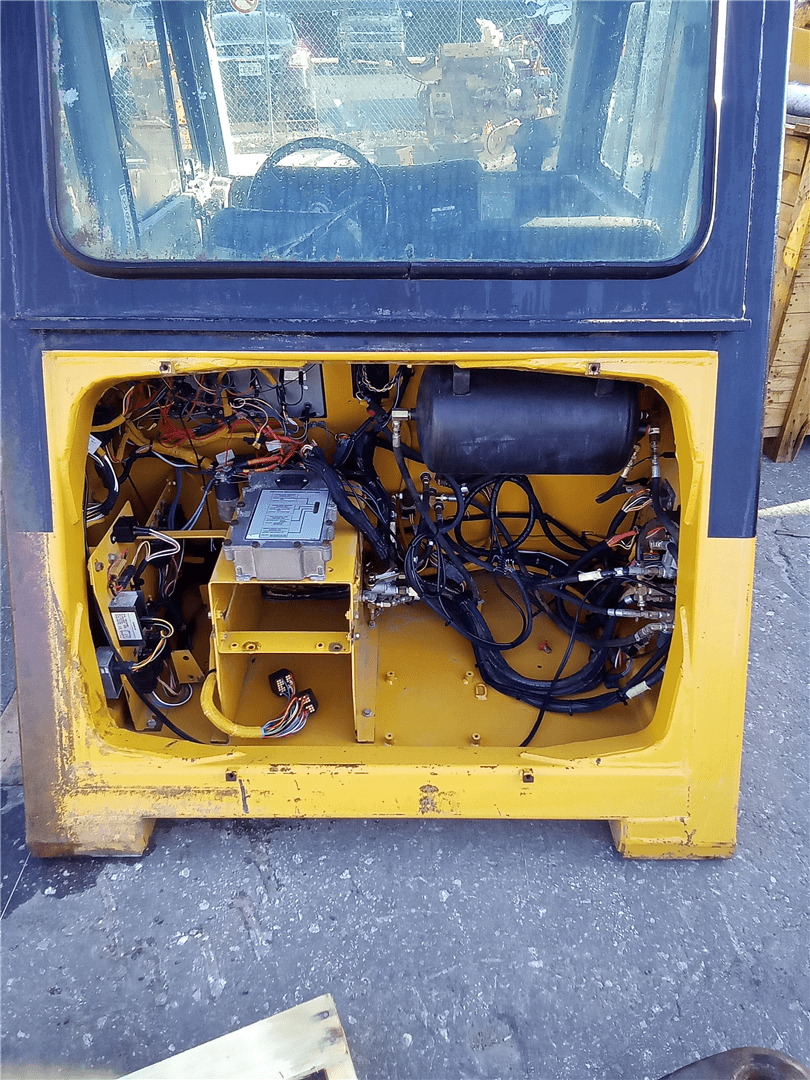 USED CAB AR image 5