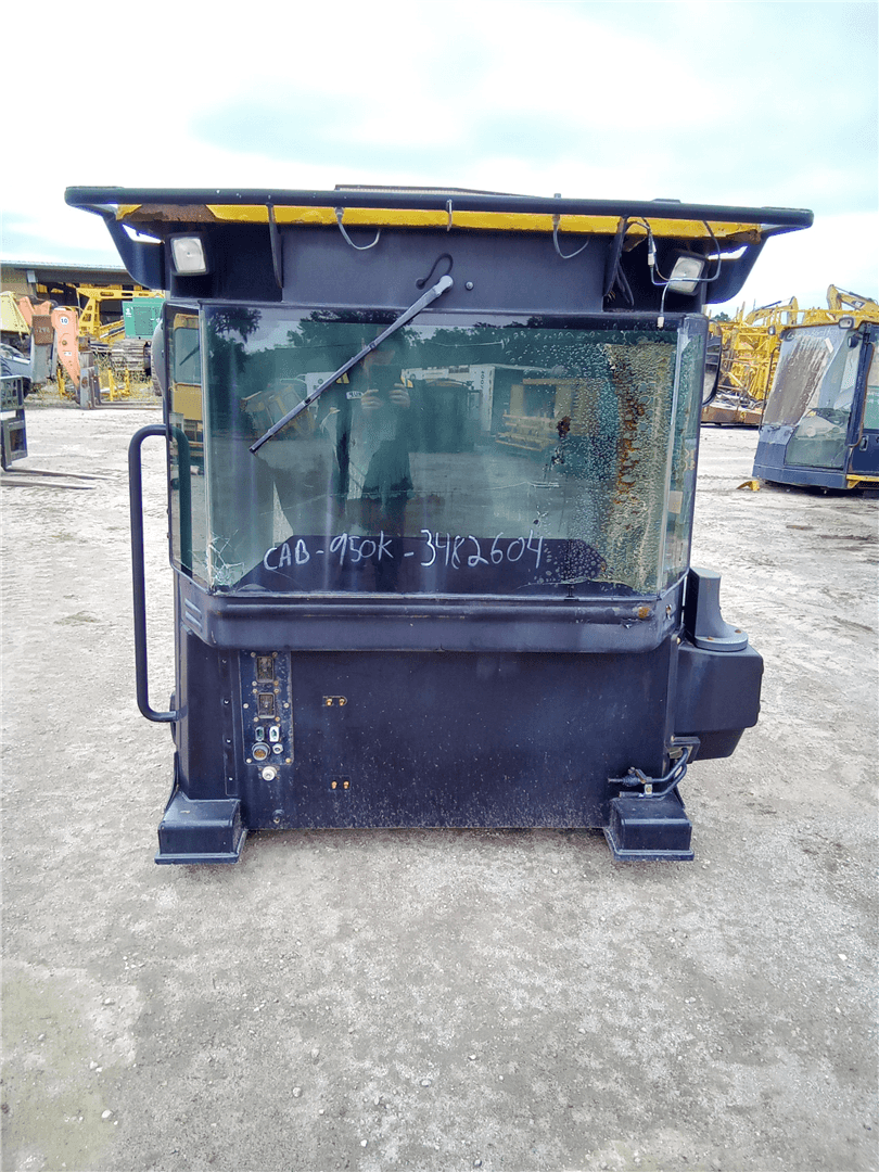 USED CAB image 3