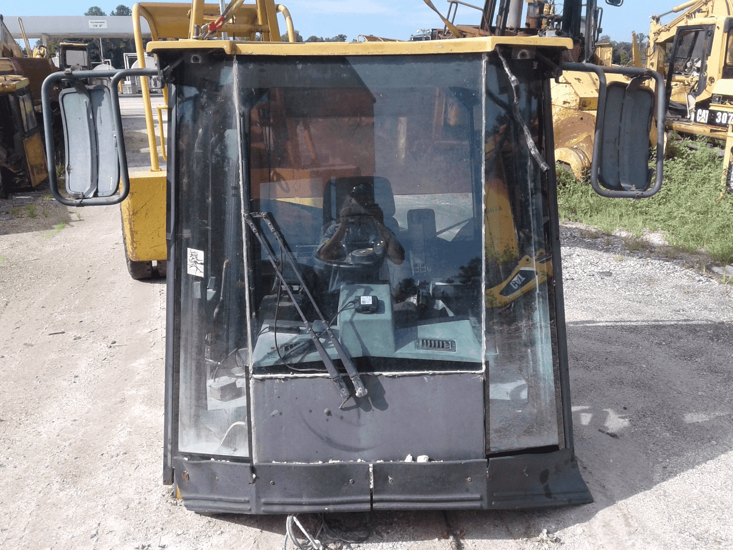 USED CAB image 3