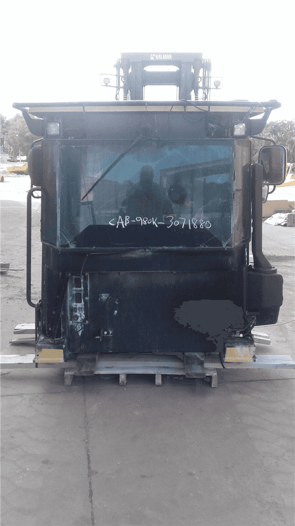 USED 980K CAB image 3