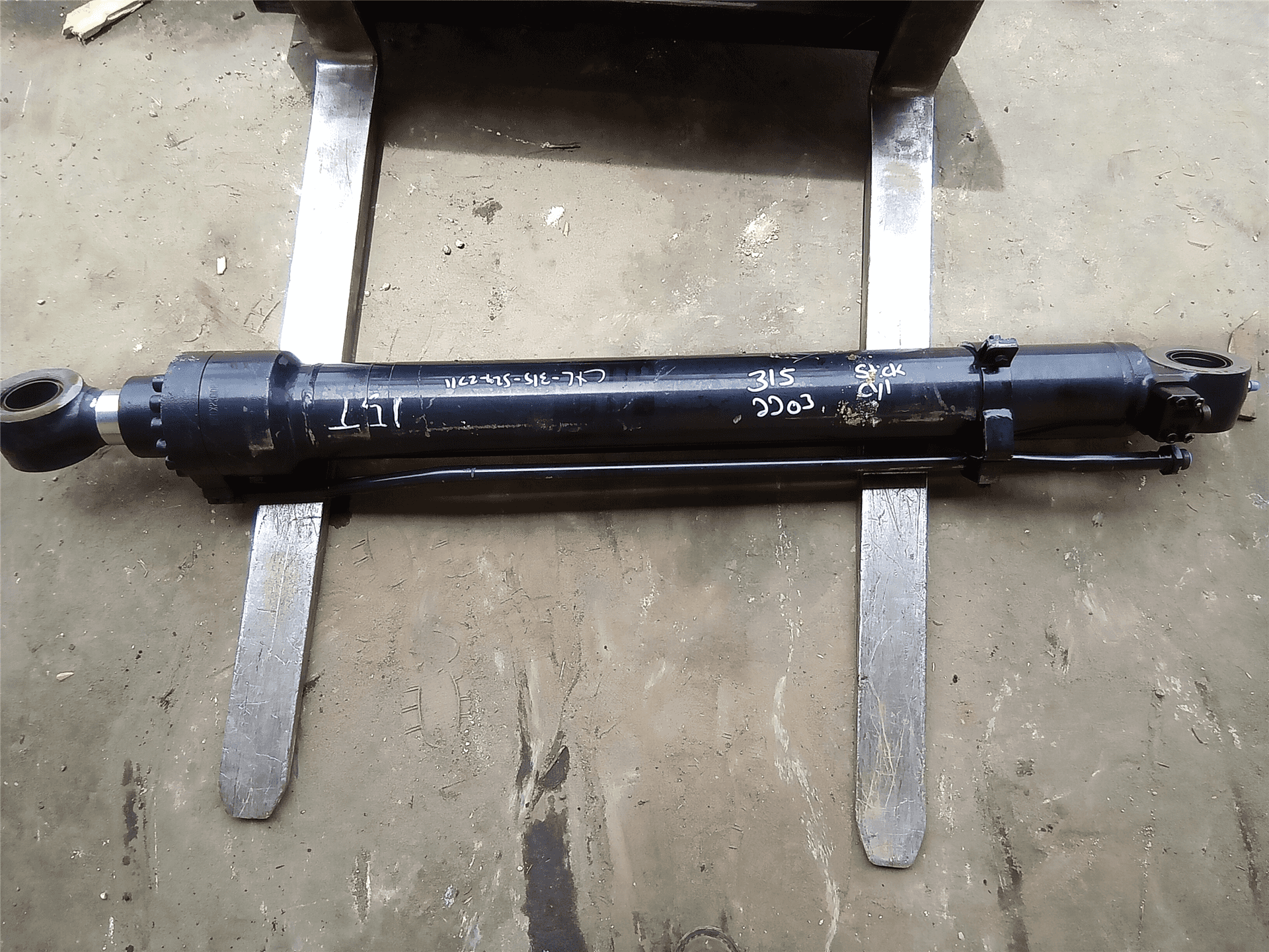 USED STICK CYLINDE image 2
