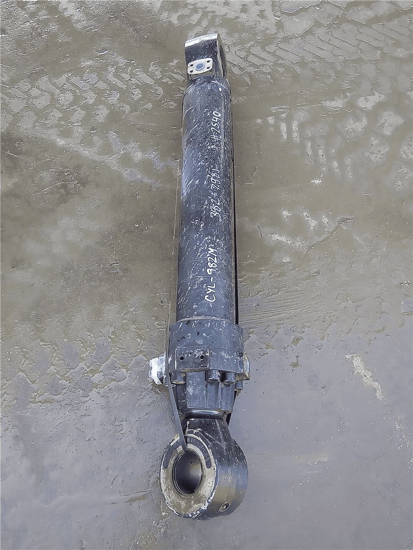 USED TILT CYL indicator image 1