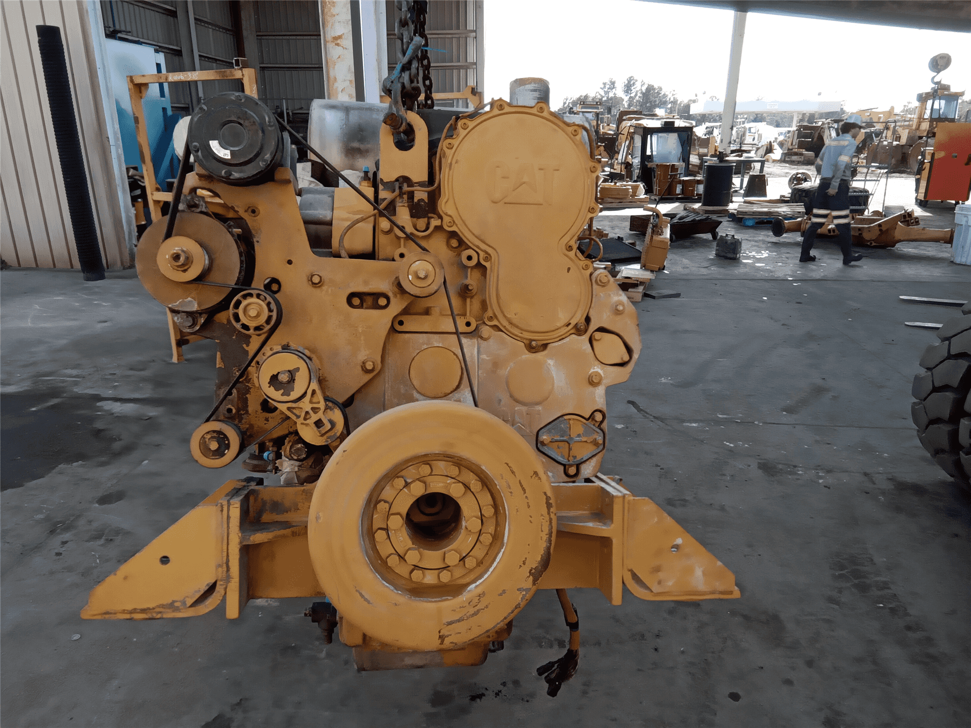 USED ENGINE image 2