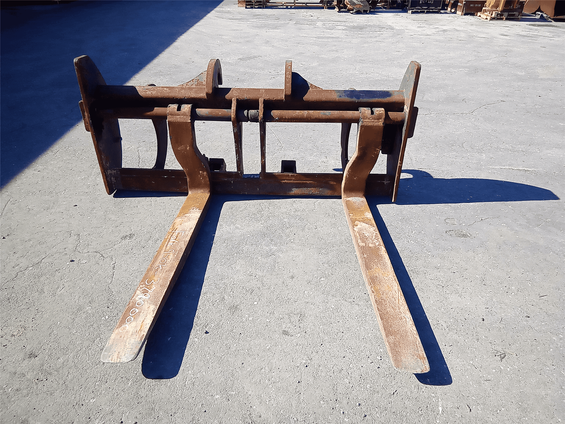 USED 96INCH FORK G image 2