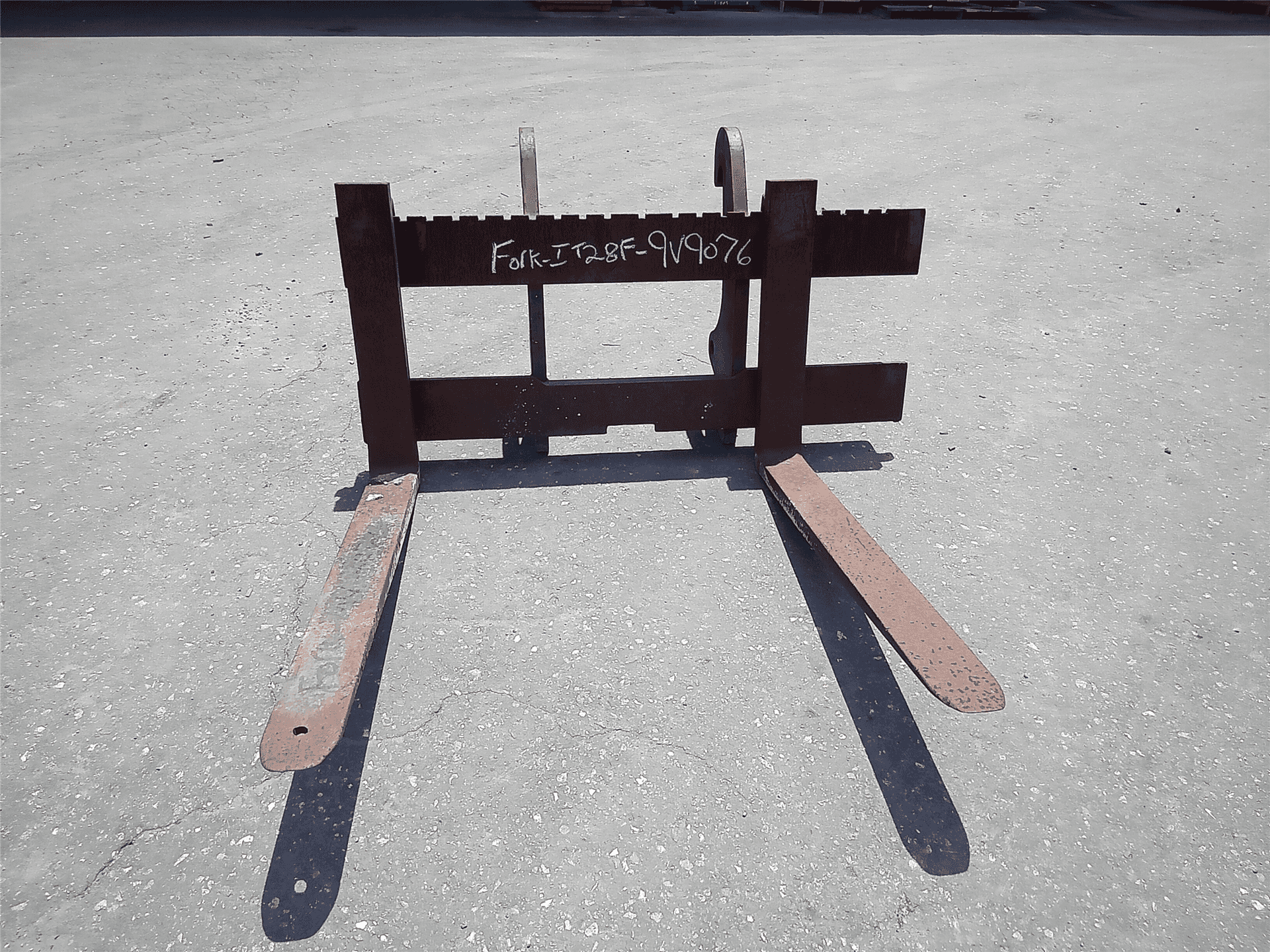 USED 58IN CARRIAGE image 2