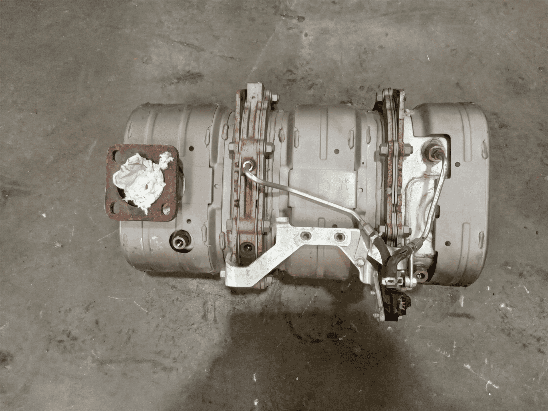 USED CATALYTIC CON image 2
