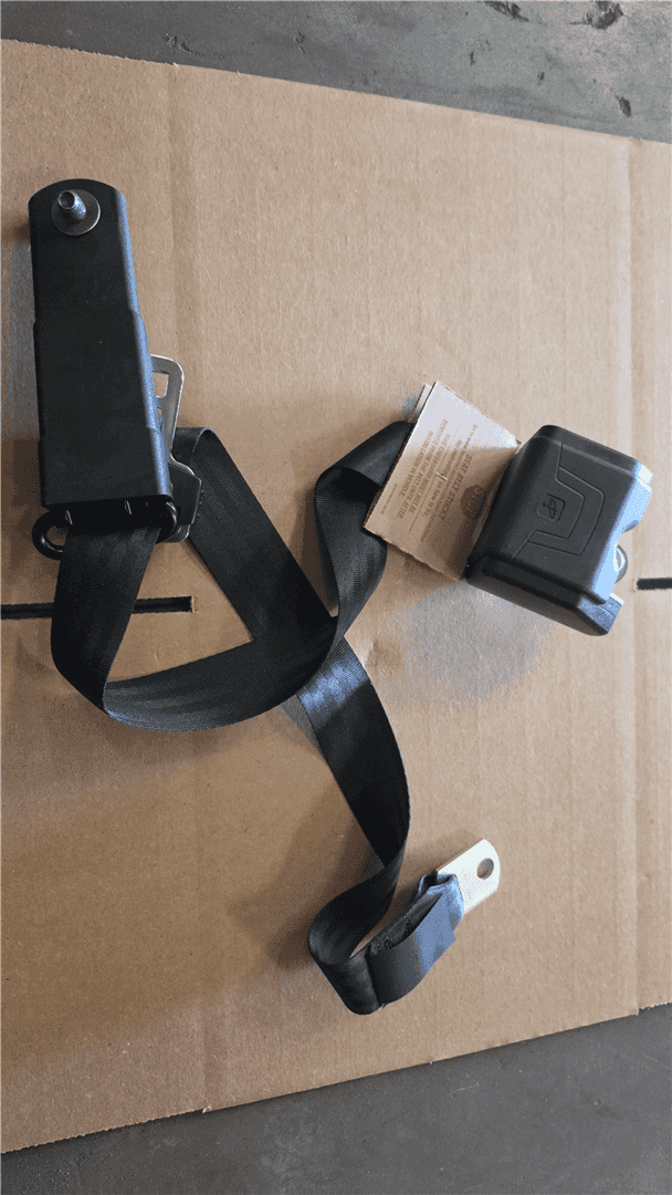 NEW SEAT BELT KIT indicator image 1