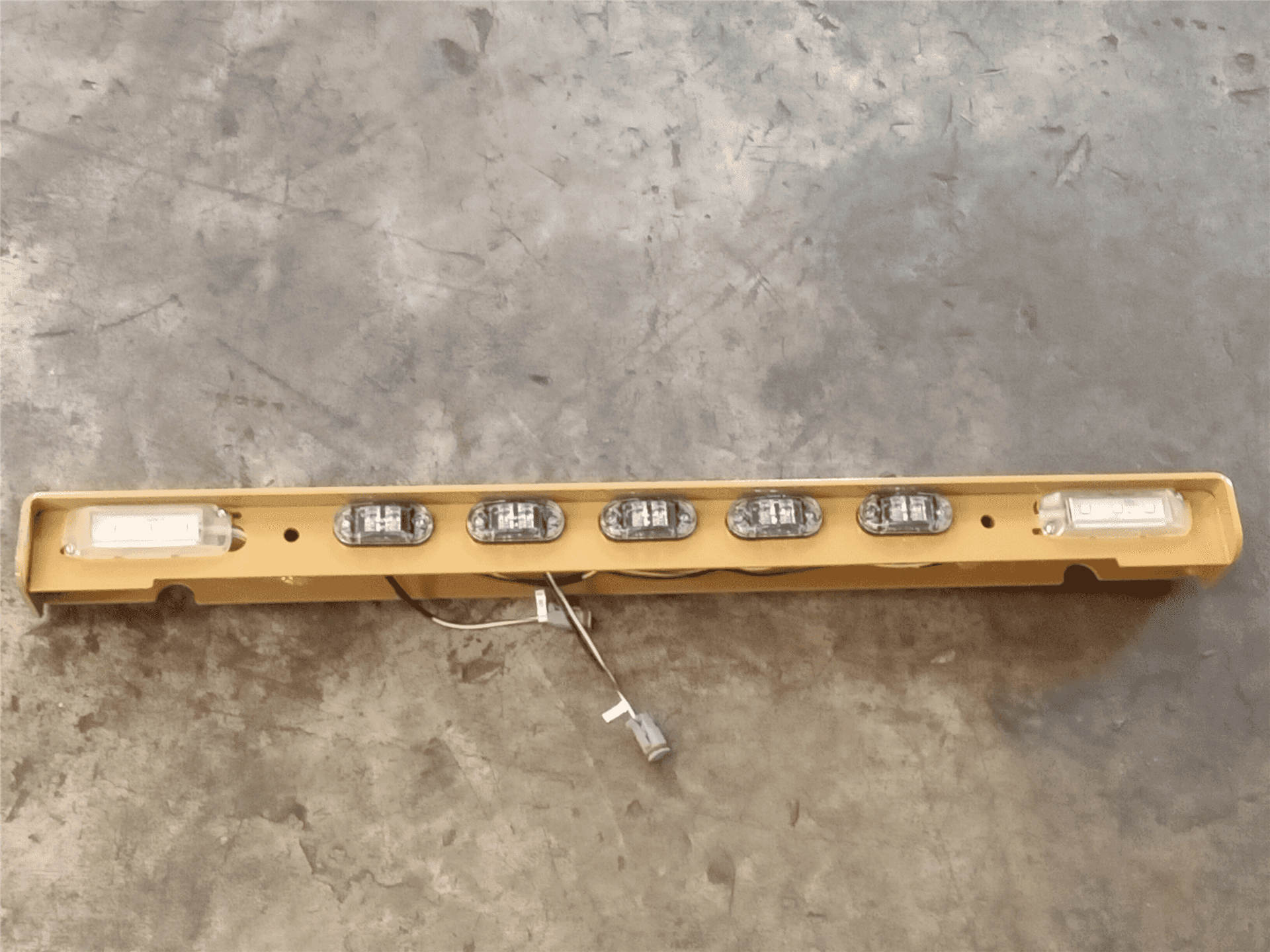 NEW TRUCK SIGNAL L indicator image 1