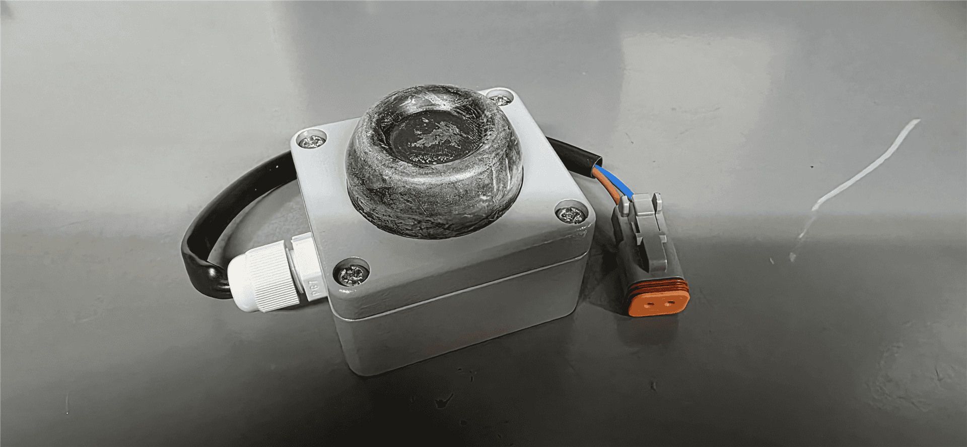 NEW ELECTRIC BOX indicator image 1