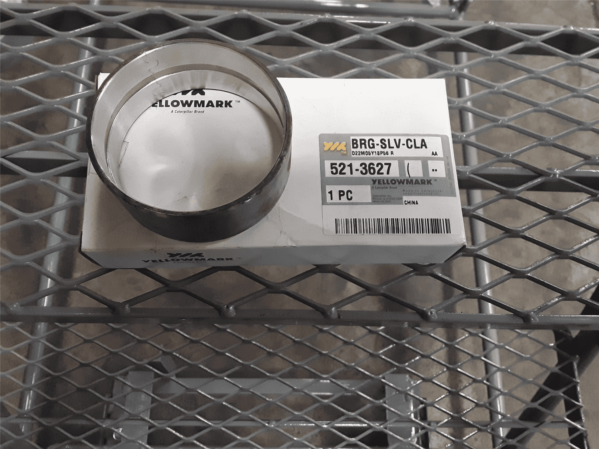 NEW OE CAT BRG-SLV indicator image 1
